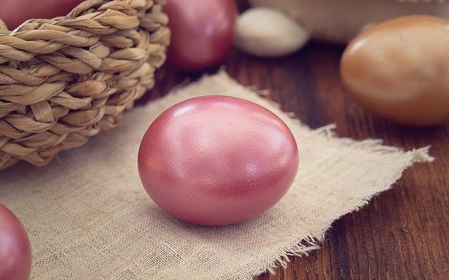 Comment savoir si un œuf à la coque est cuit ?