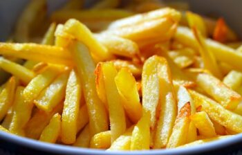 Coupes-frites manuels vs électriques : le grand décryptage pour les chefs maison